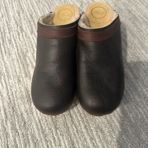 No.6 Brown Dakota Clogs: size 39